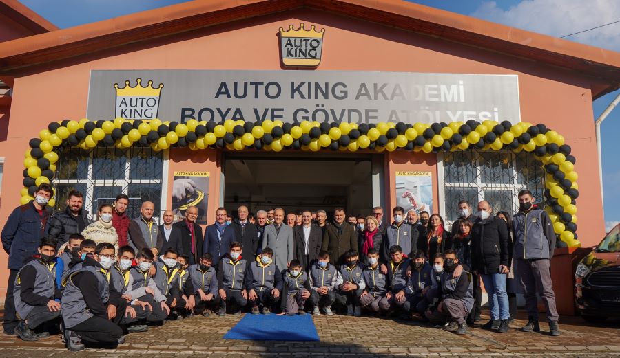 AUTO KİNG, TÜRKİYE’NİN NİTELİKLİ ARA ELEMAN İHTİYACINI GİDERİYOR