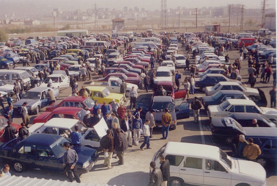 TÜRKİYE’DE OTOMOBİL PARKI 30 YILDA  6 KAT BÜYÜDÜ!