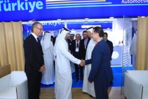 TÜRK OTOMOTİV SEKTÖRÜ DUBAİ’DE BİR ARAYA GELDİ