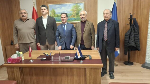 ATAŞEHİR BELEDİYE BAŞKANI ONURSAL ADIGÜZEL YEDPA TİCARET MERKEZİ YÖNETİMİNİ ZİYARET ETTİ