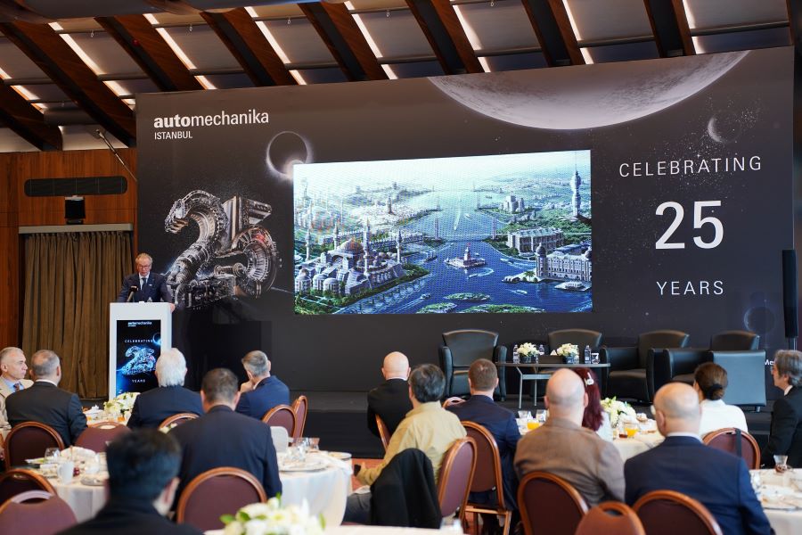 OTOMOTİV ENDÜSTRİSİNİN “EN”LERİ 25. YILDA BULUŞTU